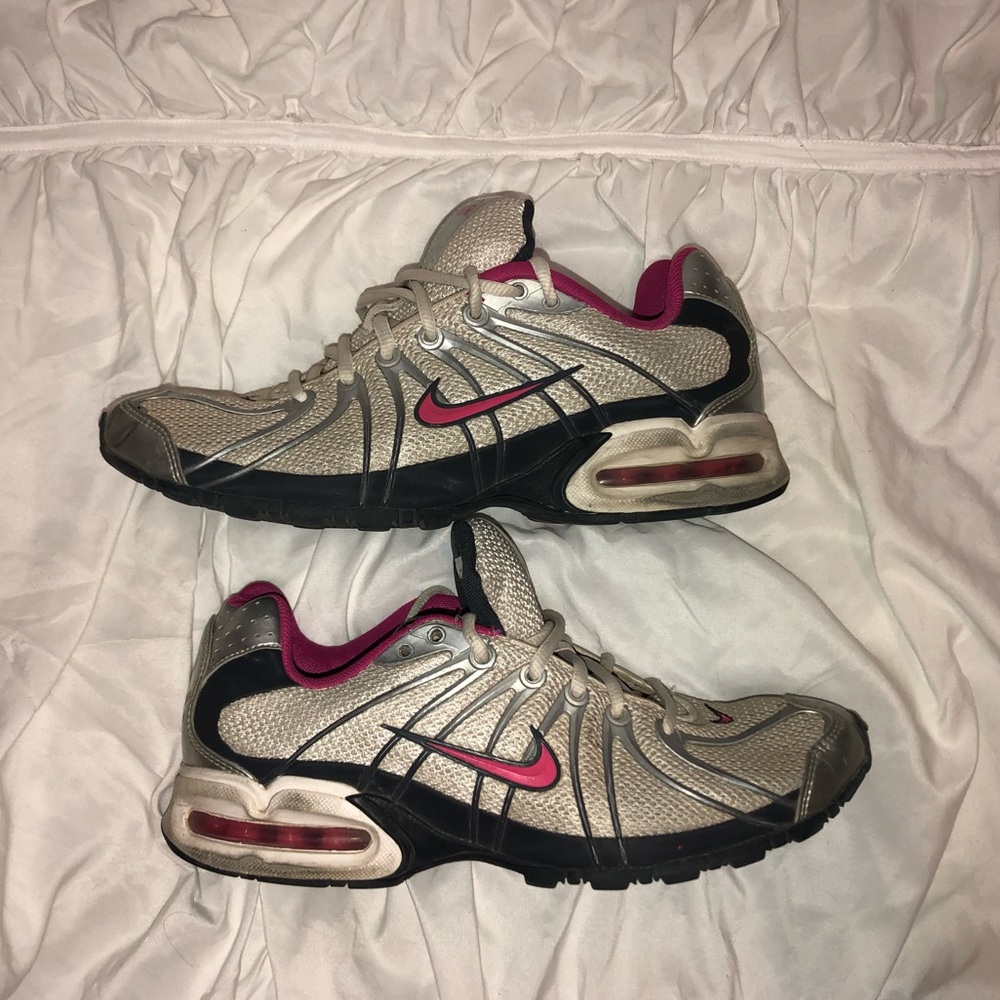 Nike women’s athletic shoes